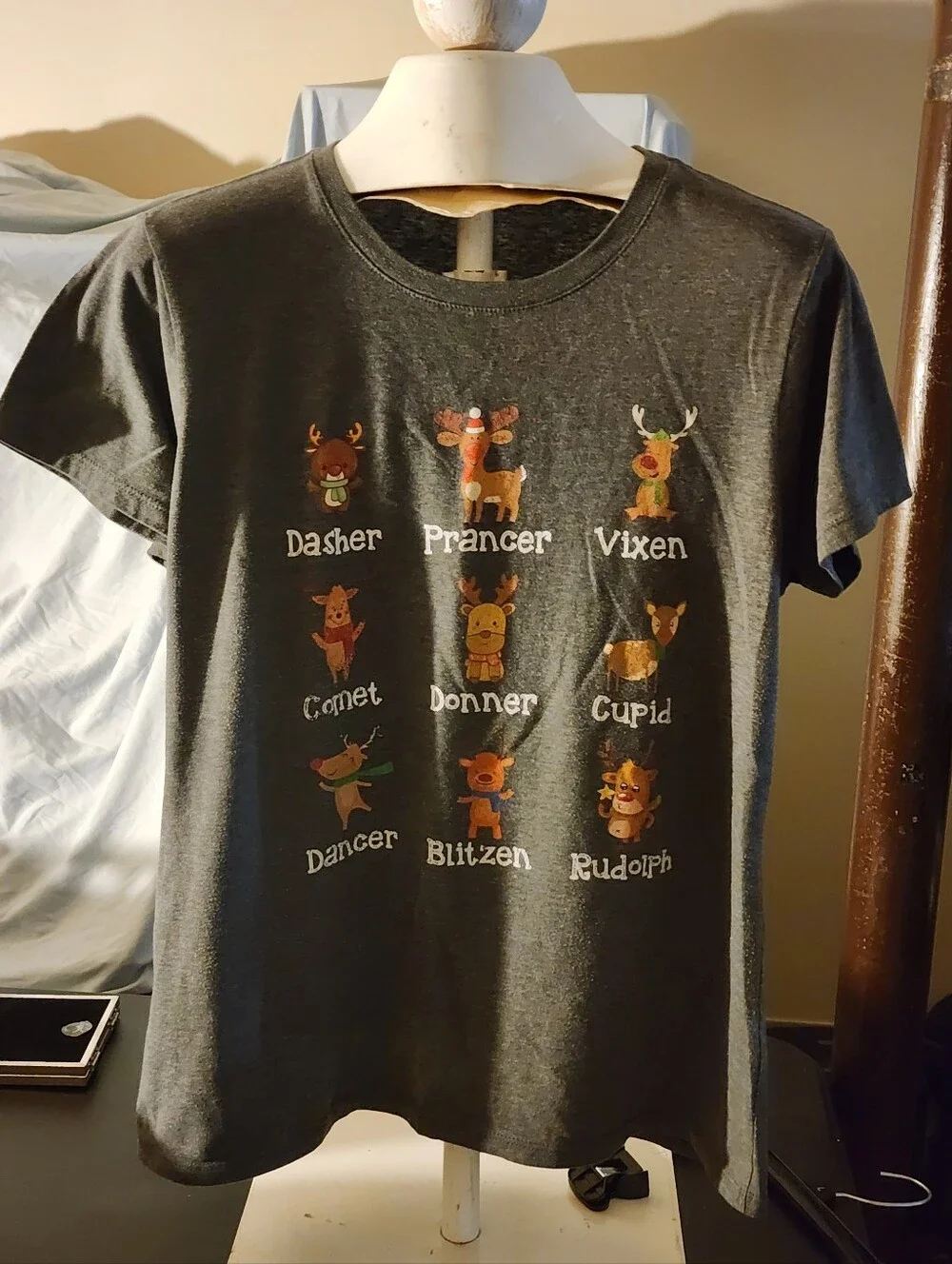 Womens Reindeer Graphic Tee - Gray